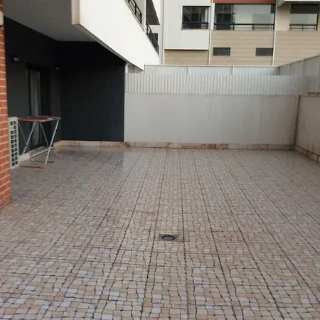 Adalberto Nascimento Luxury Aparta-Hostel At Colinas Do Cruzeiro Odivelas  Exterior photo